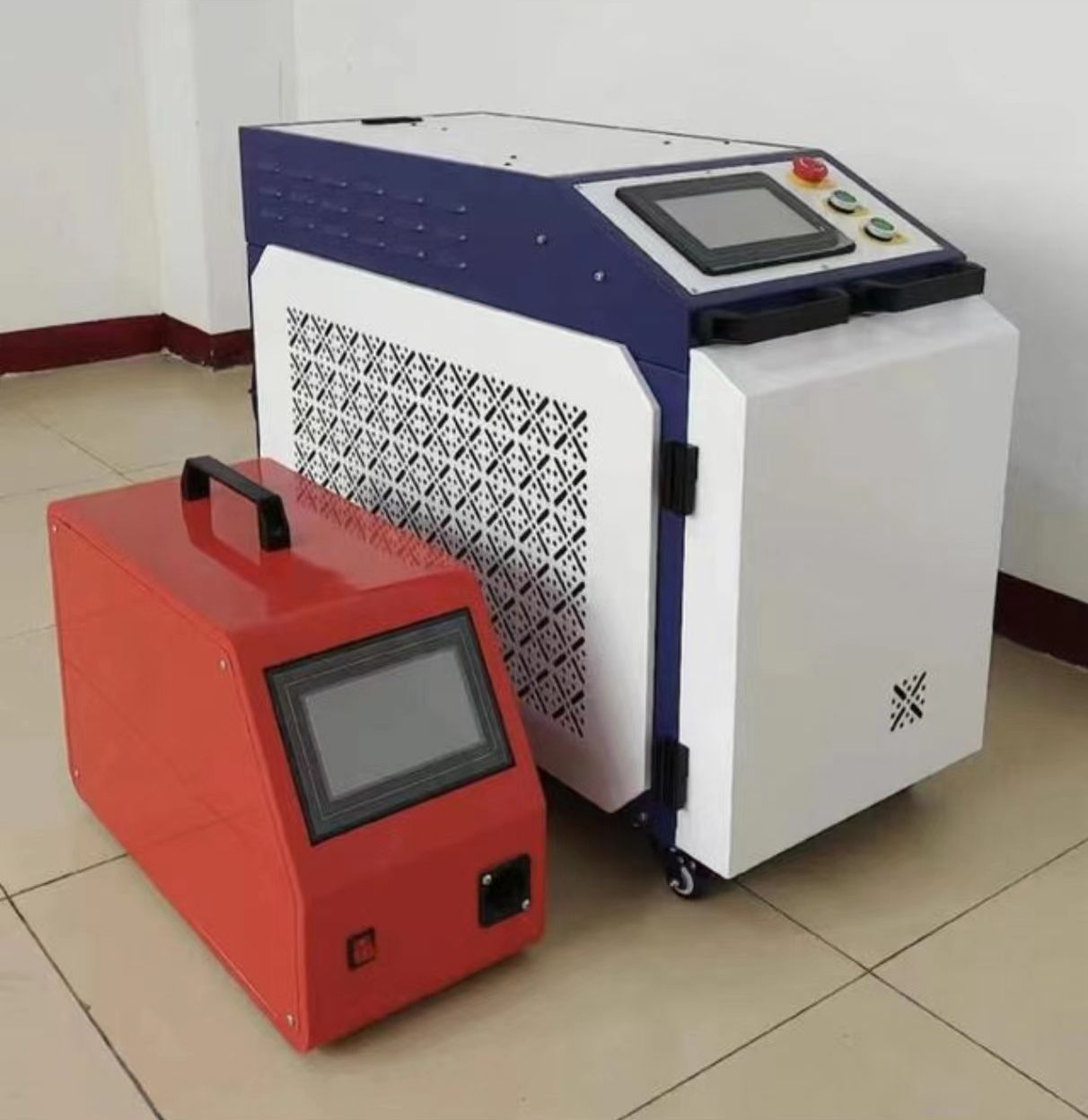 لیزر جوش فایبر آب خنک 2000 وات